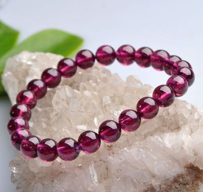 璀璨天成，能量之选——精品AAA级天然巴西紫牙乌石榴石圆珠手链