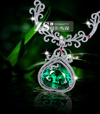 珠宝与钟表的艺术光影 摄影师隆拉的产品拍摄之道